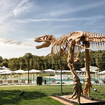 Mon Perin Castrum - Adriano *